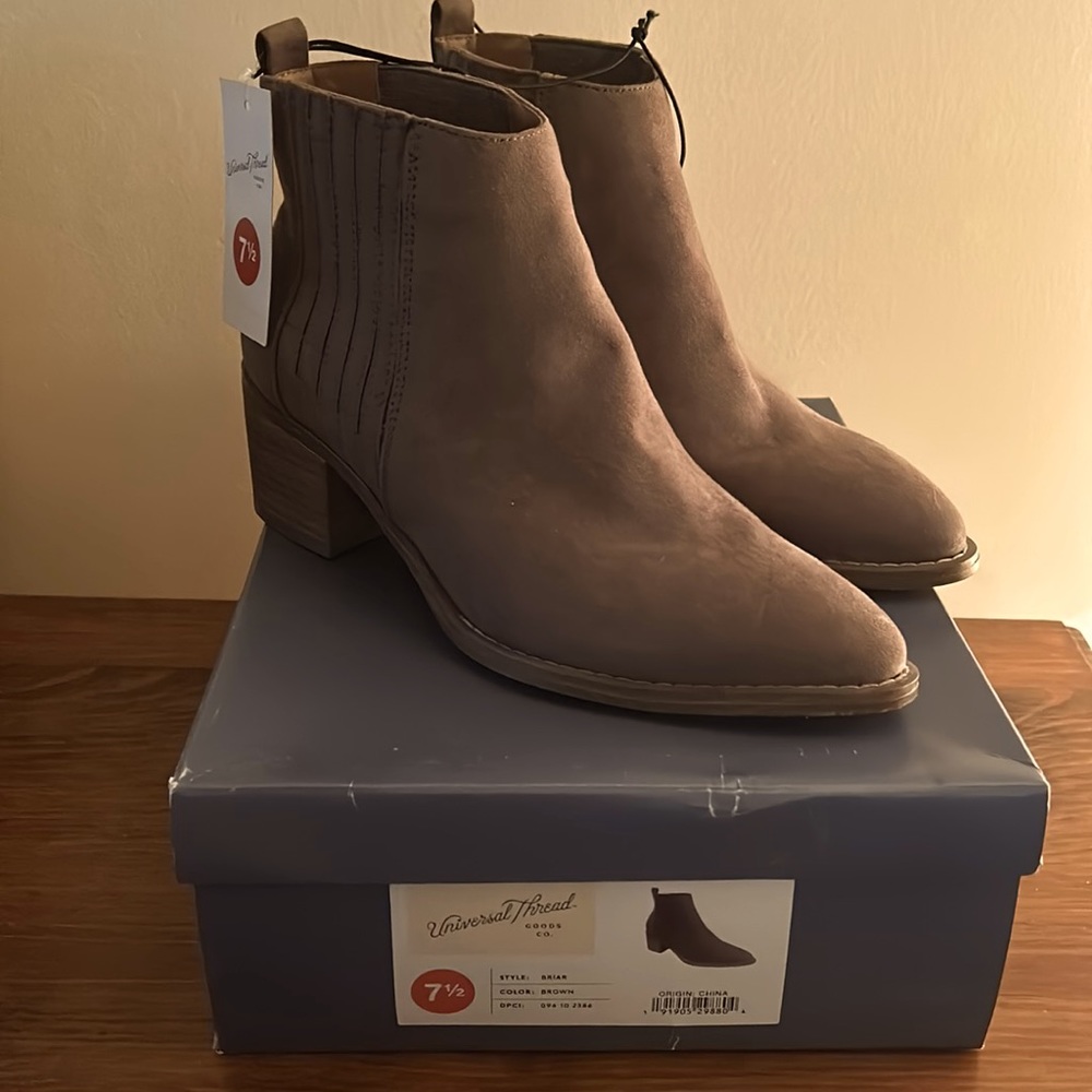 Nwt Universal Thread Briar Bootie - Color Brown -… - image 2